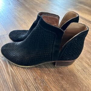 Lucky Brand Women's Black Ankle Boots Size 9